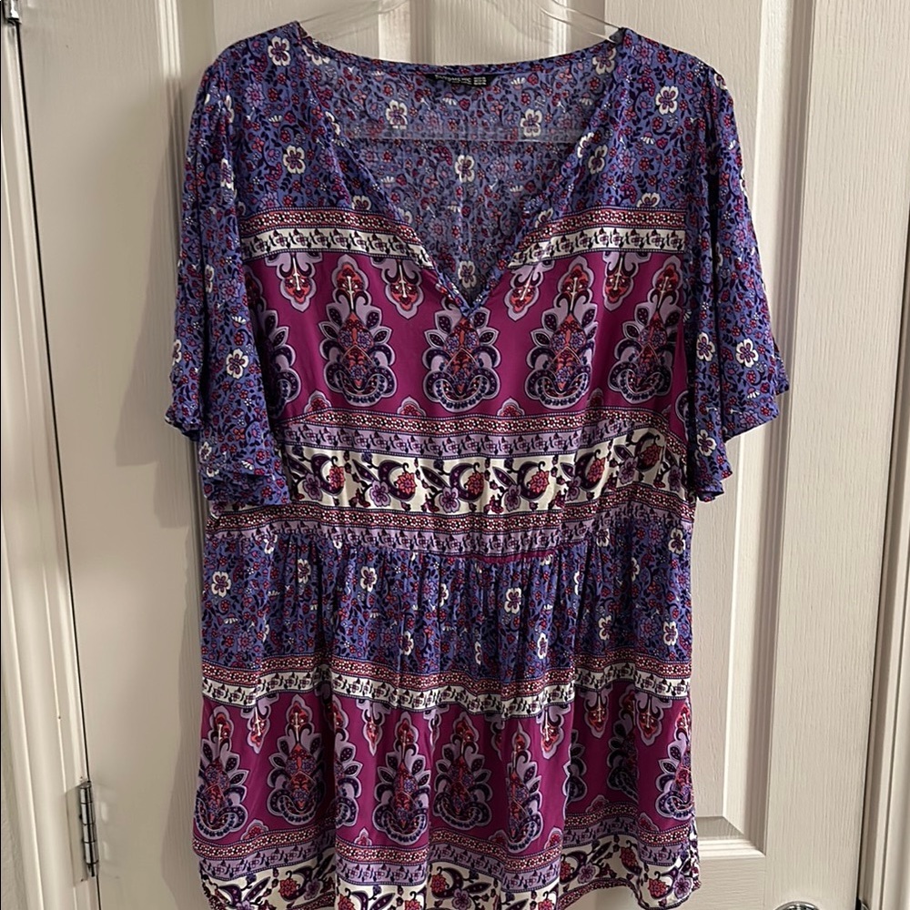 BloomChic Purple and Pink Flutter Sleeve Blouse